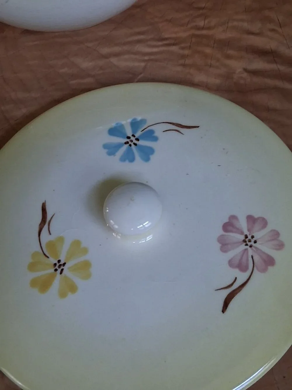1949 Hull Pottery Cinderella Blossom Covered Casserole Dish Oven‑Serve